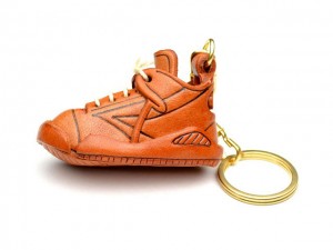 Sneaker Leather Keychain(L)