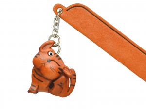 Scratching Cat Tabby Leather Charm Bookmarker